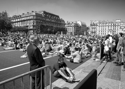 La foule, Paris